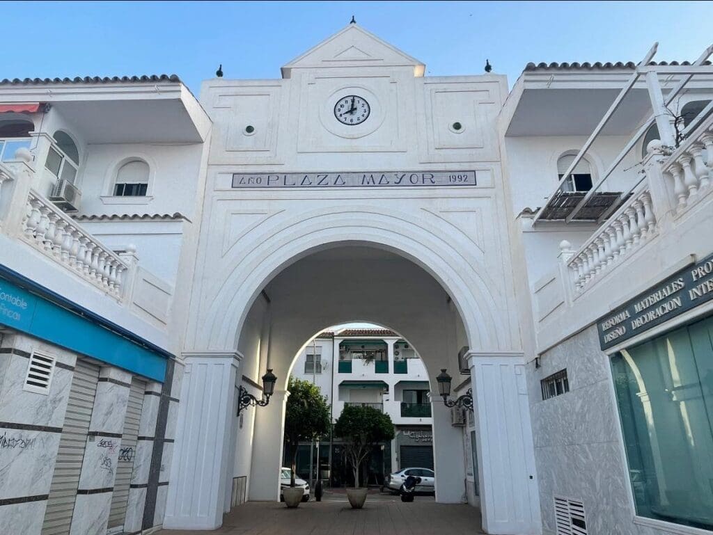 benalmadena pueblo town old