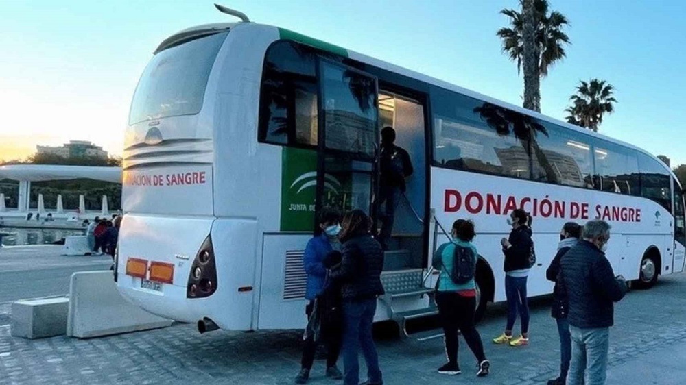 buses to donate blood in malaga. Good actions 