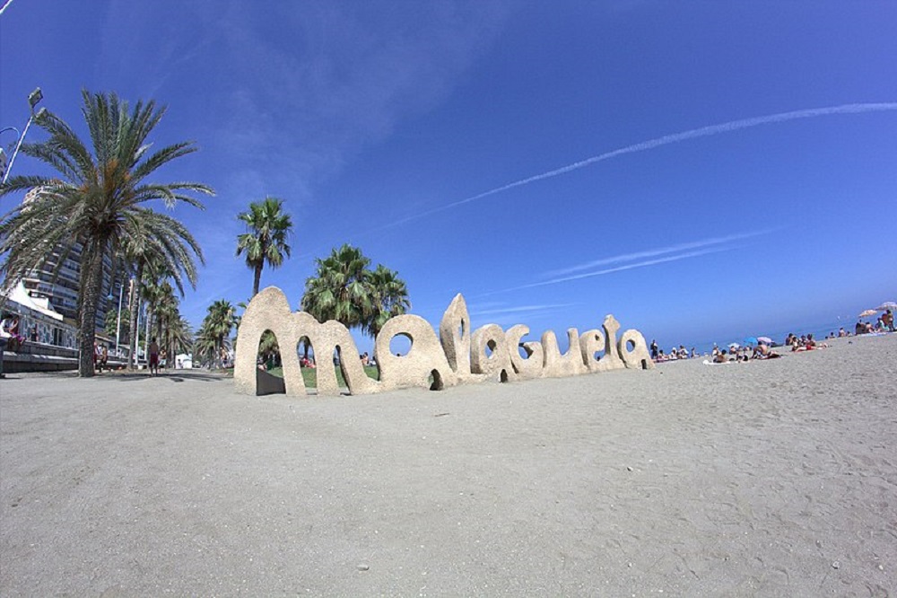 A picture of the Malagueta sign. A perfect beach to go to swim in the sea and enjoy the sun. 