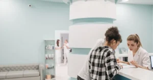 Navigating healthcare options as a student in Spain