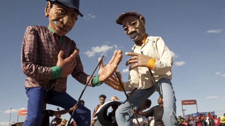 giant puppets buenos aires