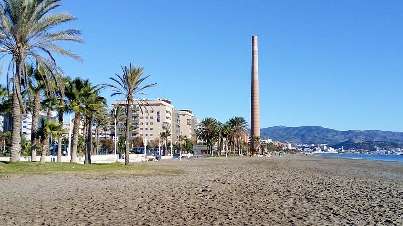 Skewered Sardines – Guía Gastronómica de Málaga